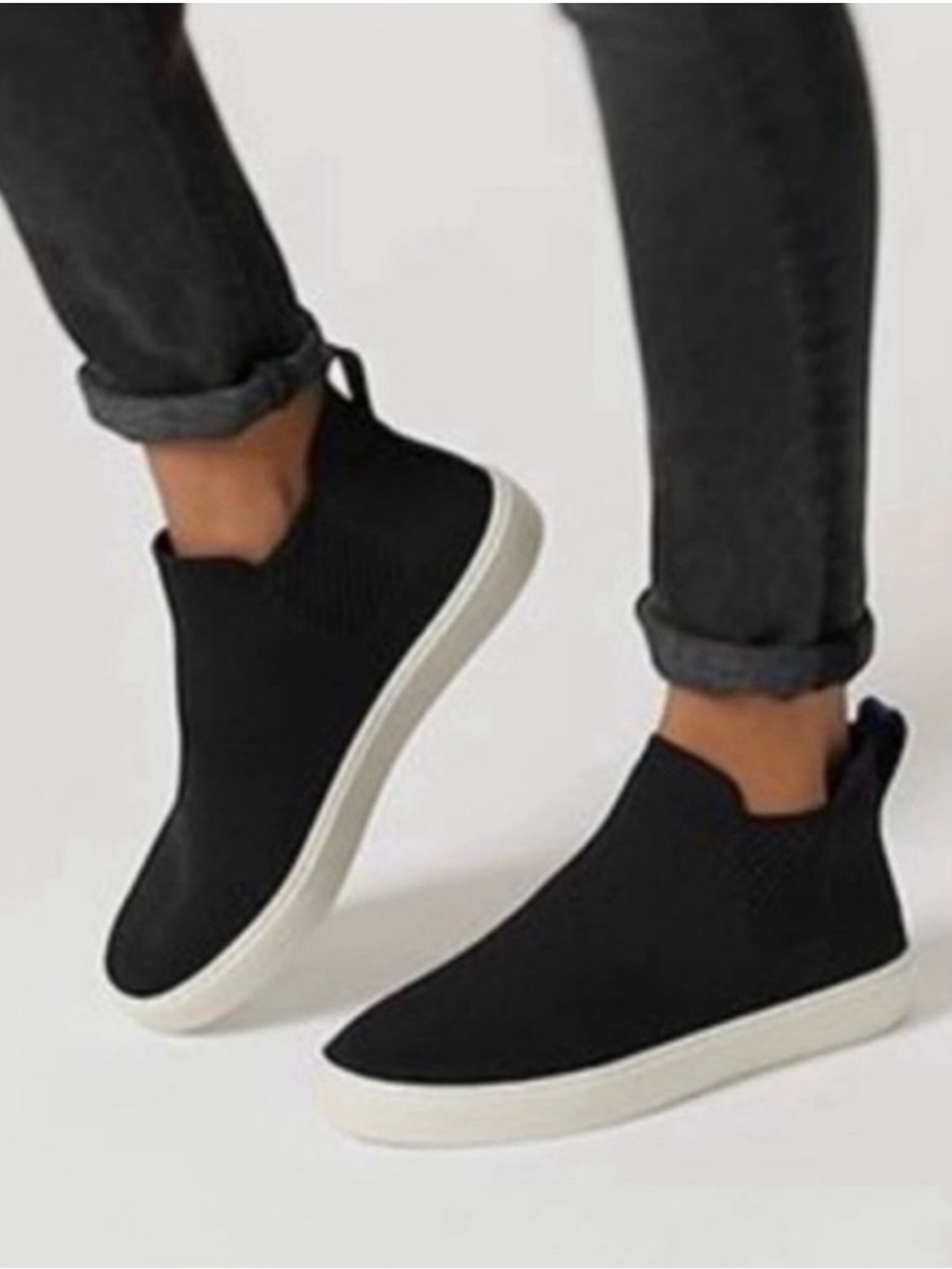 Rothy’s The Chelsea Sneakers in Black Sz 10.5